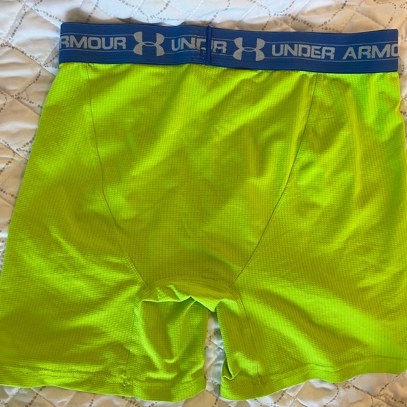 Under Armor boxers - Picture 2 of 2